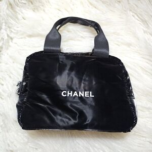 Chanel makeup bag，new